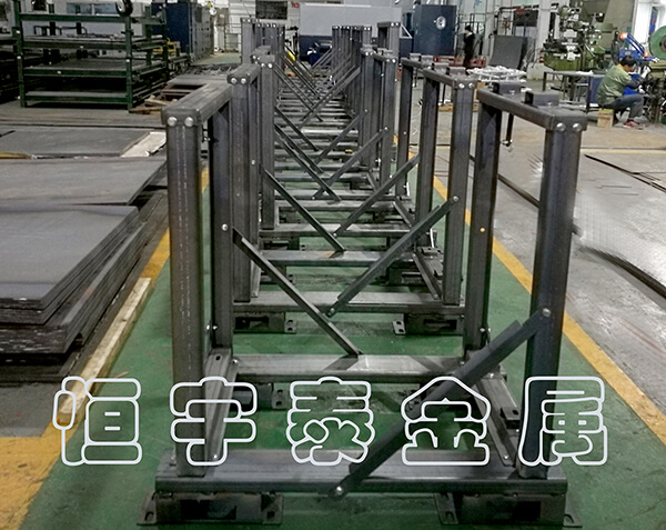 進(jìn)行不銹鋼加工時 使用角鋼作為不銹鋼制品