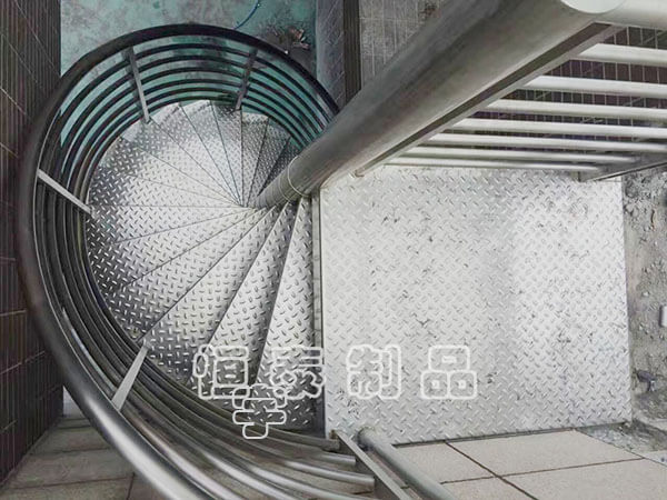 不銹鋼樓梯扶手應該如何搭配看起來才能更加吸引人